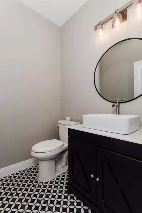 295 W Thistle Rd, Valparaiso, IN 46385 photo 24