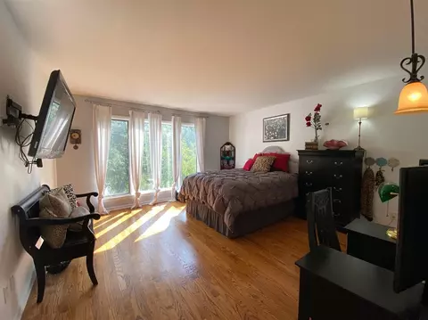 512 Hillside Dr, Dyer, IN 46311 photo 12