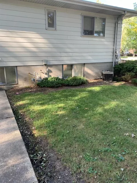727 E 40th Pl, Griffith, IN 46319 photo 6