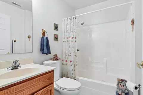 8102 Pointe Dr, Crown Point, IN 46307 photo 17