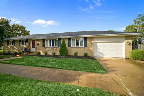 8303 Monroe Ave, Munster, IN 46321 photo 1