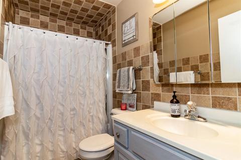 421 Edith Ct, Crown Point, IN 46307 photo 24