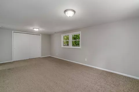 920 E 47th Pl, Gary, IN 46409 photo 11