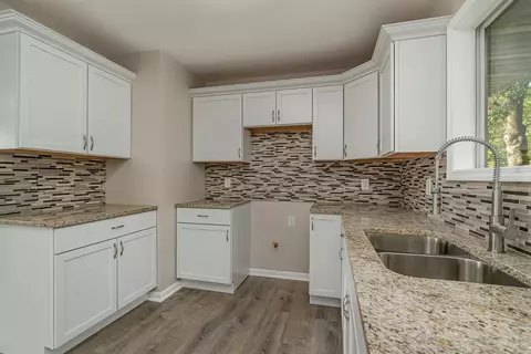 920 E 47th Pl, Gary, IN 46409 photo 8
