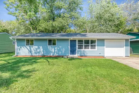 920 E 47th Pl, Gary, IN 46409 photo 2