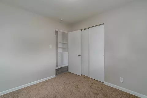 920 E 47th Pl, Gary, IN 46409 photo 13