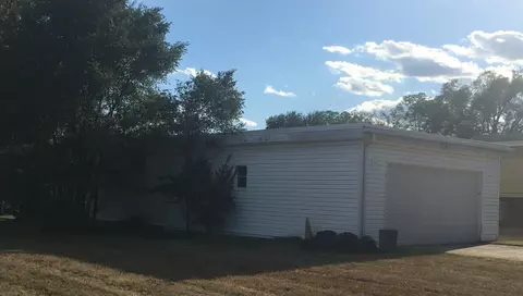 7131 Ash Pl, Gary, IN 46403 photo 4