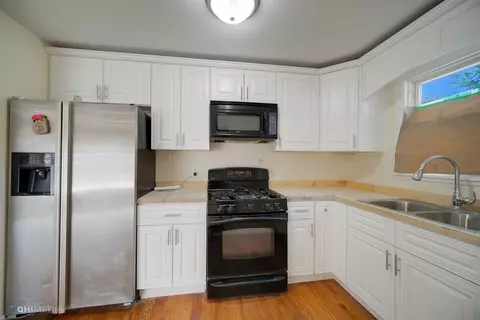 2970 W 19th Pl, Gary, IN 46404 photo 8
