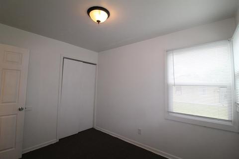 5238 E 10th Ave, Gary, IN 46403 photo 14