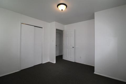 5238 E 10th Ave, Gary, IN 46403 photo 10