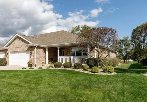 2017 Northwinds Dr, Dyer, IN 46311 photo 2