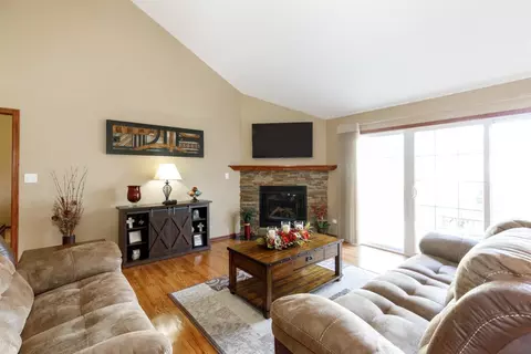 2017 Northwinds Dr, Dyer, IN 46311 photo 6