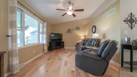 228 Juniper St, De Motte, IN 46310 photo 21