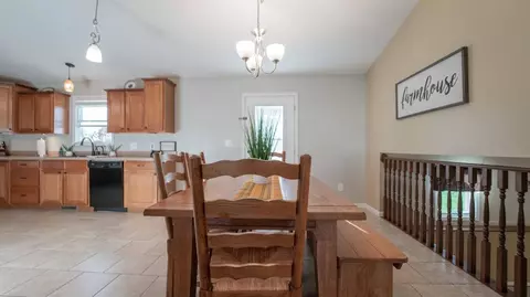 228 Juniper St, De Motte, IN 46310 photo 8