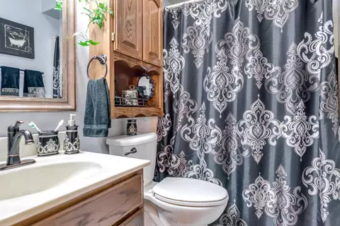 742 N Forest Ave, Griffith, IN 46319 photo 17