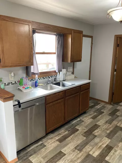 847 Cheyenne Dr, Lowell, IN 46356 photo 9