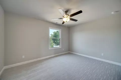 10485 Georgetown Dr, De Motte, IN 46310 photo 11