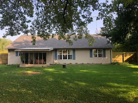 53 E Pine St, Wheatfield, IN 46392 photo 23