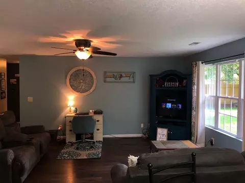 53 E Pine St, Wheatfield, IN 46392 photo 7