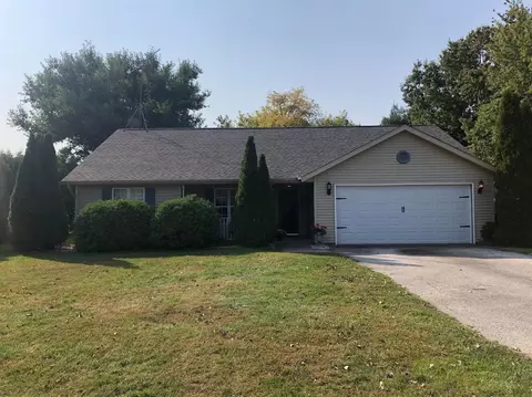 53 E Pine St, Wheatfield, IN 46392 photo 1