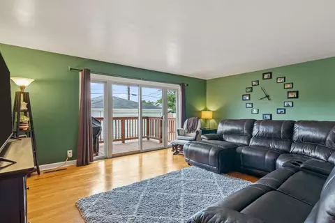 8440 Forest Ave, Munster, IN 46321 photo 9