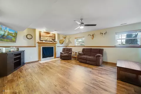 502 Galway Dr, Valparaiso, IN 46385 photo 8