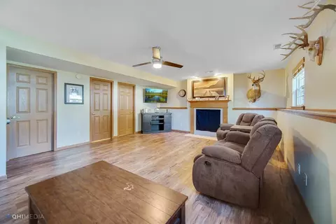 502 Galway Dr, Valparaiso, IN 46385 photo 7
