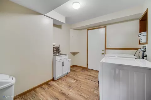 502 Galway Dr, Valparaiso, IN 46385 photo 17