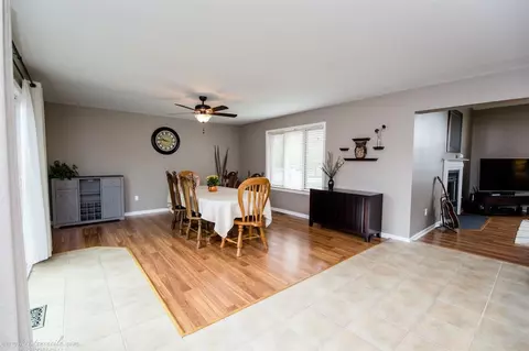 8971 King Pl, Crown Point, IN 46307 photo 11