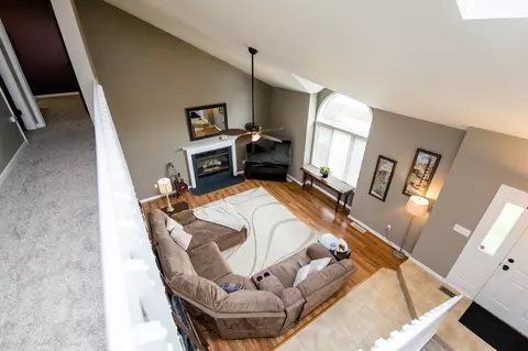 8971 King Pl, Crown Point, IN 46307 photo 6