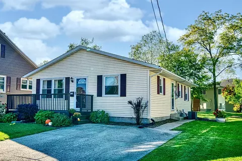 223 S West St, Crown Point, IN 46307 photo 2