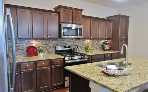 2822 Rustic Crooked Cir, Valparaiso, IN 46385 photo 17