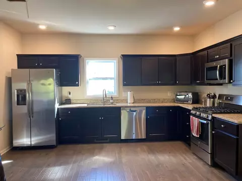 1733 Lake Ave, Whiting, IN 46394 photo 9
