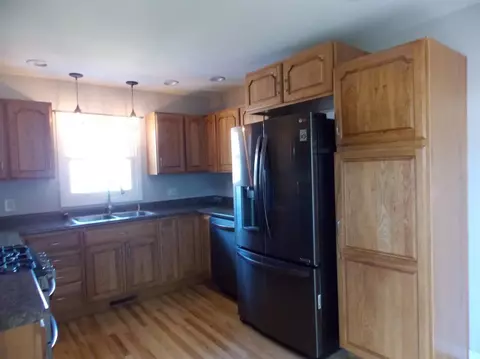 834 Jackson Ct, Dyer, IN 46311 photo 4