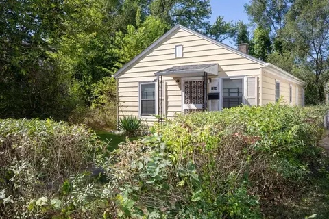 1324 Marshall Pl, Gary, IN 46404 photo 2
