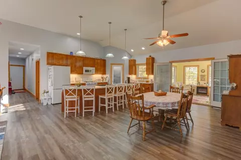 130 E 1100, Wheatfield, IN 46392 photo 6