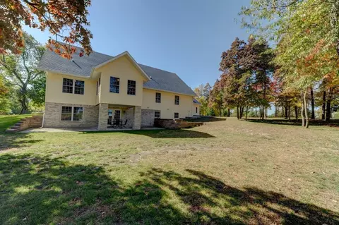 130 E 1100, Wheatfield, IN 46392 photo 22