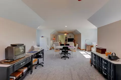 130 E 1100, Wheatfield, IN 46392 photo 18