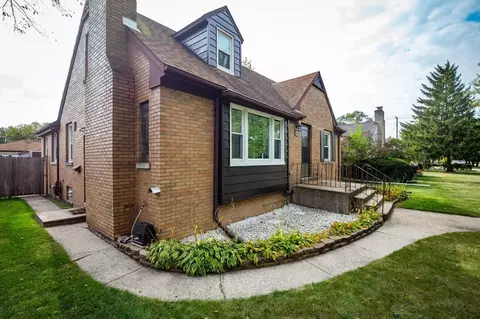 228 Beverly Pl, Munster, IN 46321 photo 1