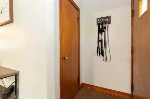 228 Beverly Pl, Munster, IN 46321 photo 10