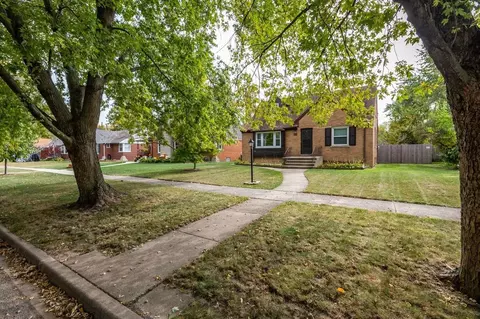 228 Beverly Pl, Munster, IN 46321 photo 3
