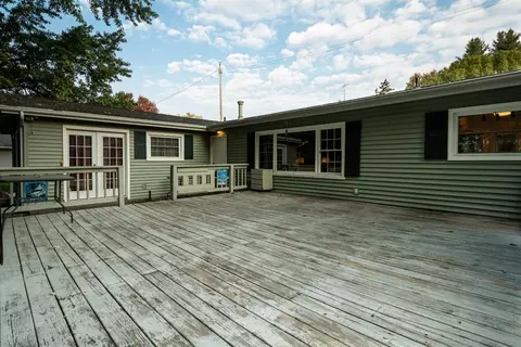 904 E Main St, La Crosse, IN 46348 photo 11