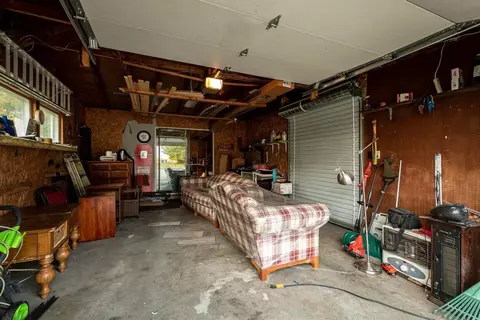 904 E Main St, La Crosse, IN 46348 photo 13