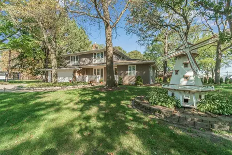 18249 Harper St, Lansing, IL 60438 photo 2