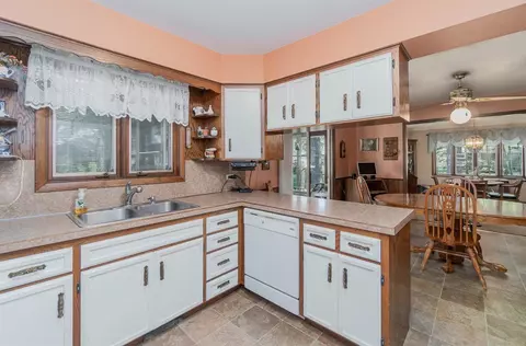 18249 Harper St, Lansing, IL 60438 photo 18