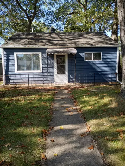 3184 Sobieski St, New Chicago, IN 46342 photo 1