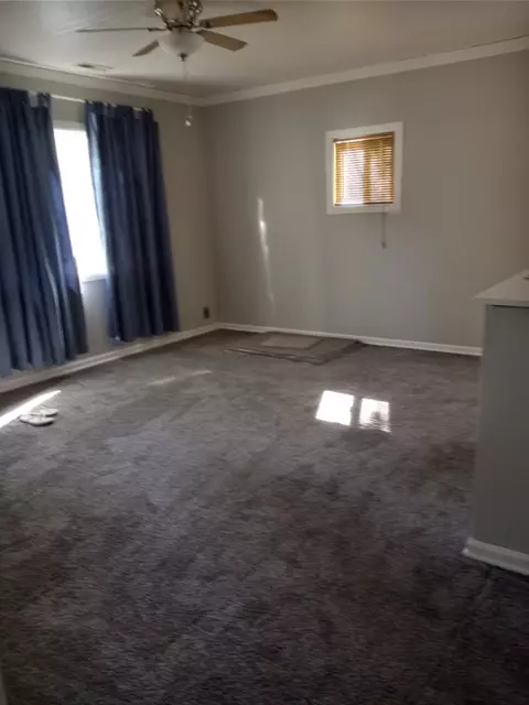 3184 Sobieski St, New Chicago, IN 46342 photo 3