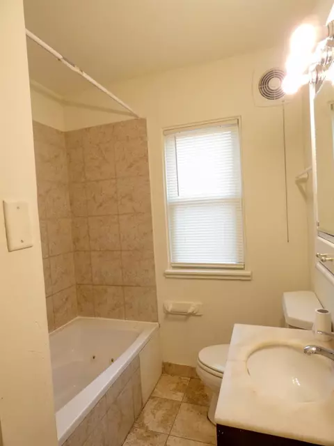 439 Ellsworth St, Gary, IN 46404 photo 9