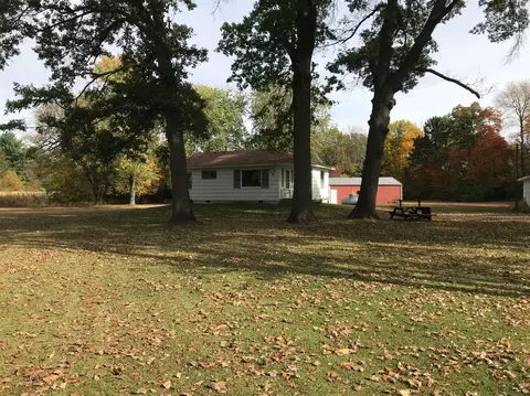 3530 E 1050, De Motte, IN 46310 photo 2