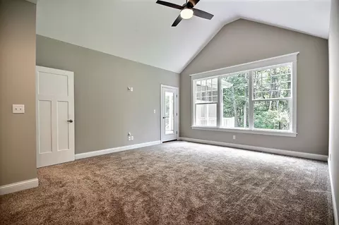 4704 Downing Dr, Valparaiso, IN 46383 photo 7